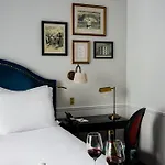 La Chambre Du Marais Hotel