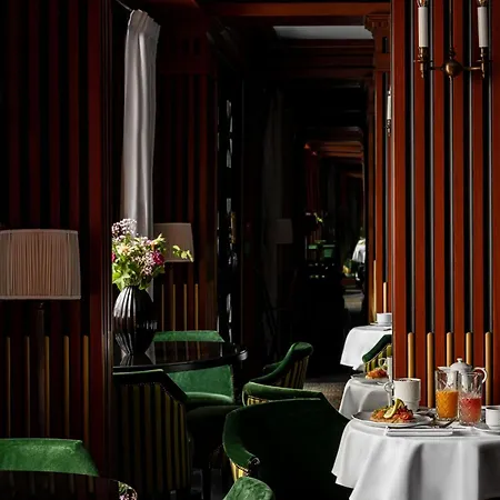 Hotel La Du Marais 4*