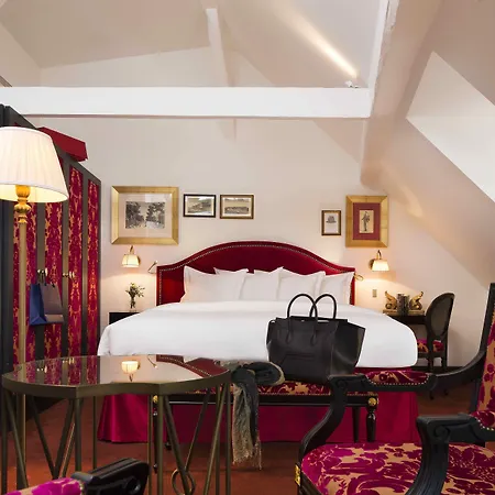 호텔 라 샹브르 뒤 마레 4*