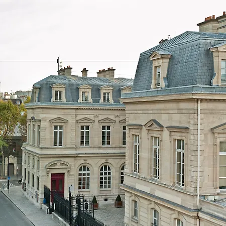 فندق لا شامبره دو ماريه