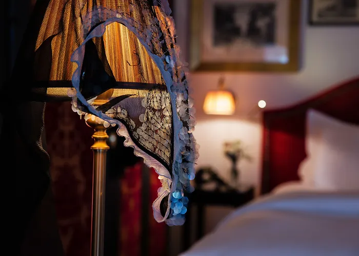 La Chambre Du Marais Hotel